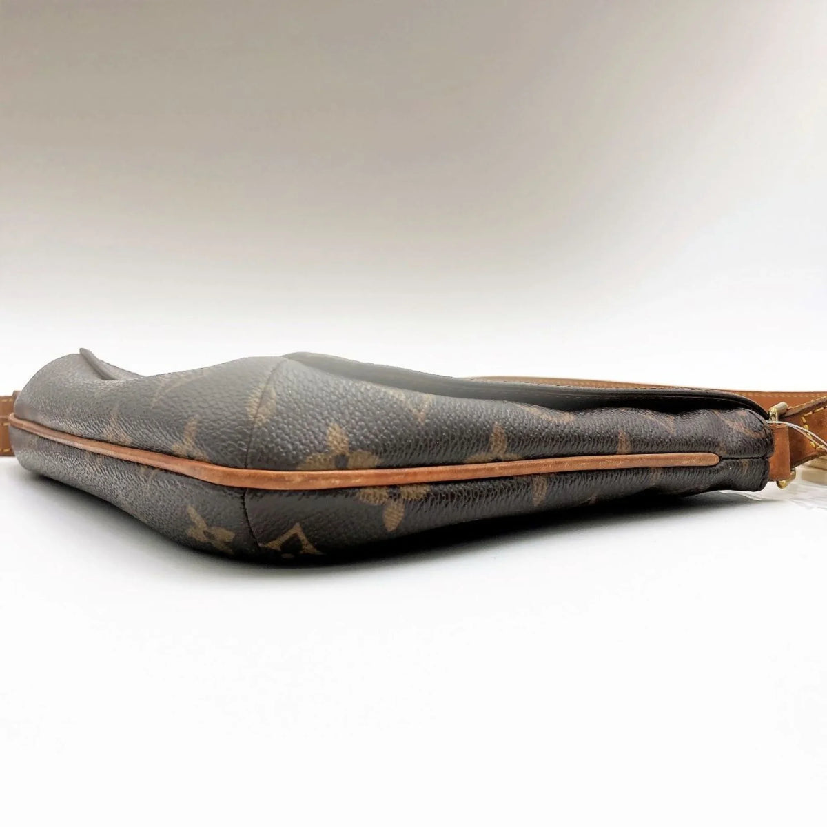 Pre-Owned LOUIS VUITTON Musette Tango Monogram Shoulder Bag Crossbody Women's Men's Fashion M51388 (Good)