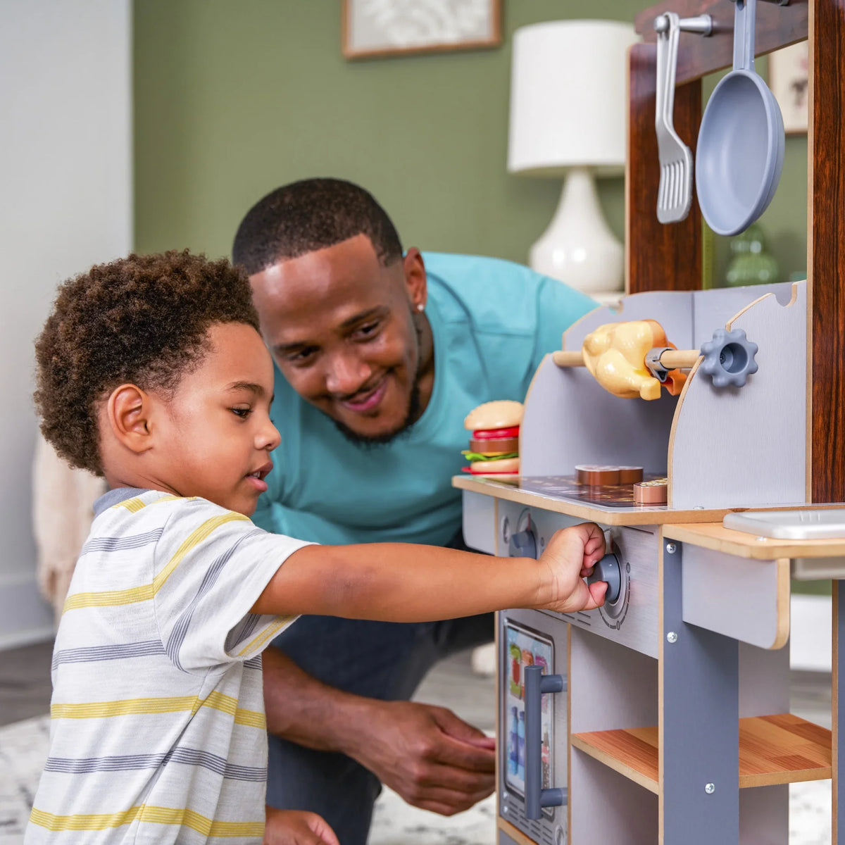 KidKraft Spin & Reveal Wooden Grill & Play Kitchen with Liquid Food & 21 Accessories