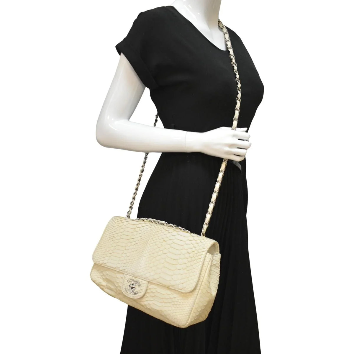 Pre-Owned CHANEL Flap Python Leather Crossbody Bag Ivory